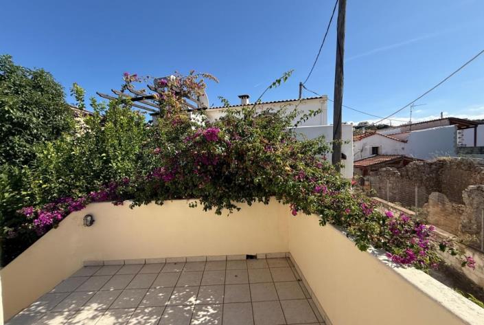 Image No.41-2 Bed House for sale