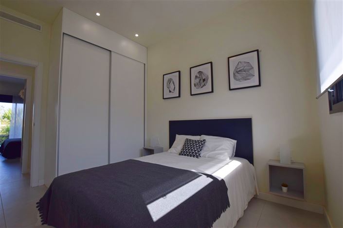 Image No.12-2 Bed Apartment for sale