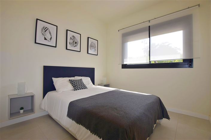 Image No.13-2 Bed Apartment for sale