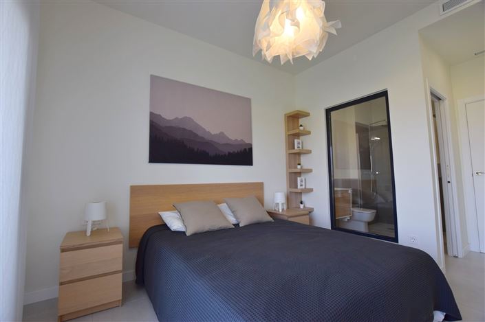 Image No.15-2 Bed Apartment for sale