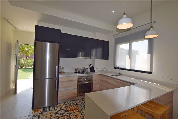 Image No.8-2 Bed Apartment for sale