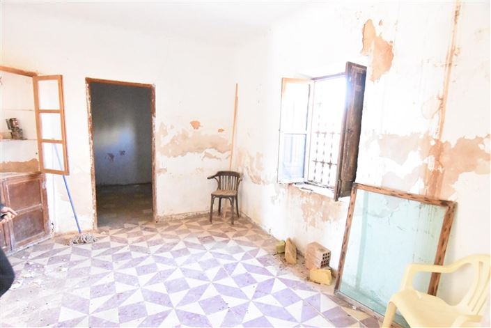 Image No.16-6 Bed Villa for sale