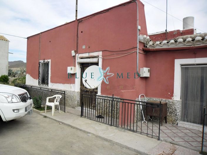 Image No.2-10 Bed Country House for sale