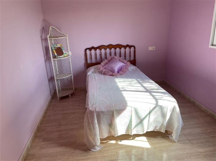 Image No.7-2 Bed Country House for sale