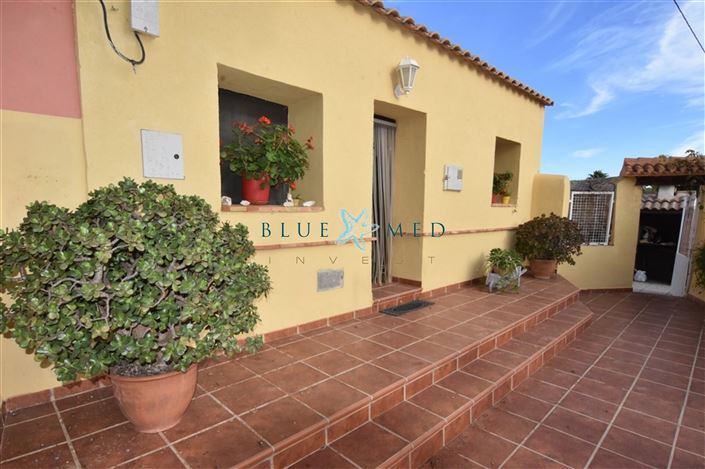 Image No.2-3 Bed Villa for sale