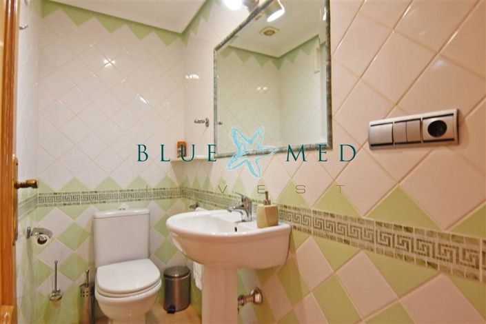 Image No.20-5 Bed Villa for sale