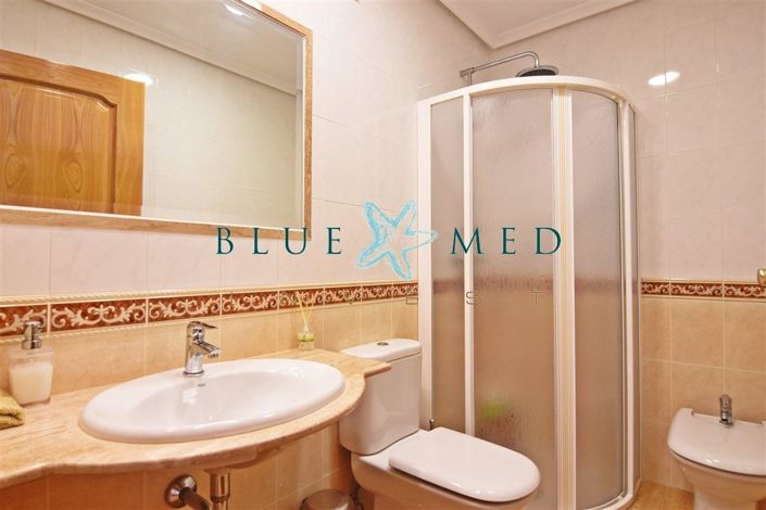 Image No.26-5 Bed Villa for sale