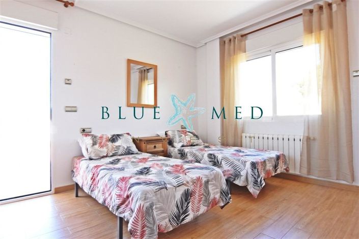 Image No.27-5 Bed Villa for sale