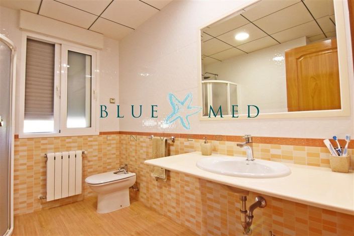 Image No.29-5 Bed Villa for sale