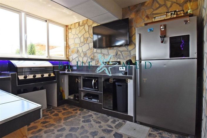 Image No.42-5 Bed Villa for sale