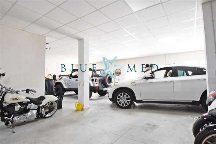 Image No.47-5 Bed Villa for sale