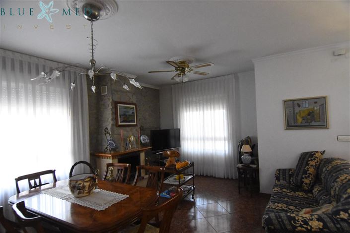 Image No.9-3 Bed Villa for sale