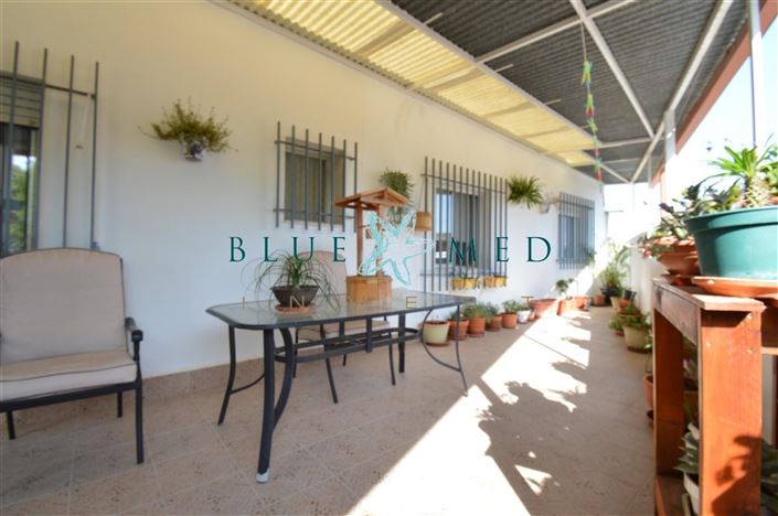 Image No.2-6 Bed Villa for sale
