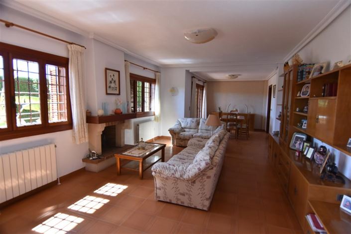 Image No.17-5 Bed Villa for sale