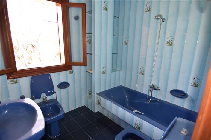 Image No.8-5 Bed Villa for sale