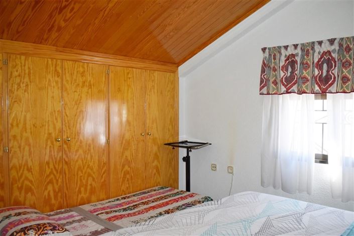 Image No.25-6 Bed Villa for sale