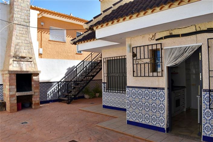 Image No.6-6 Bed Villa for sale