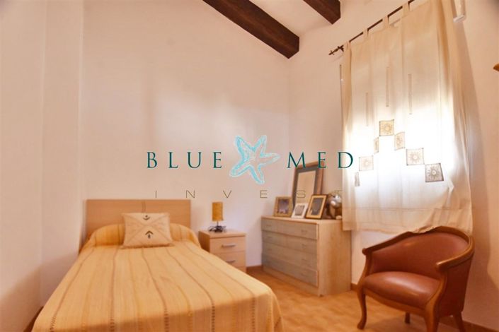 Image No.16-4 Bed Country House for sale