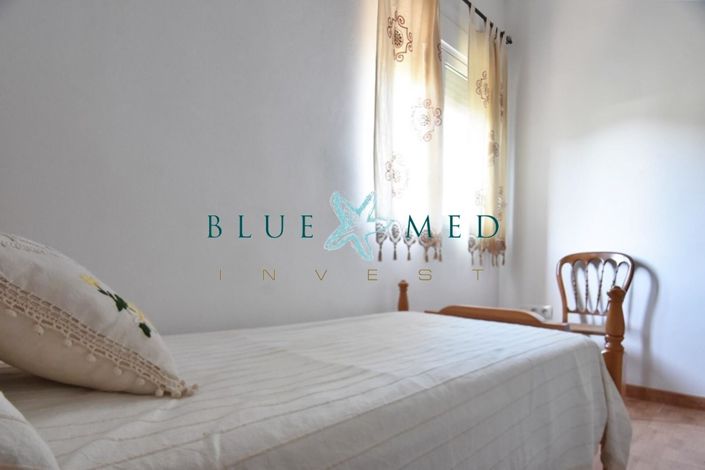 Image No.22-4 Bed Country House for sale