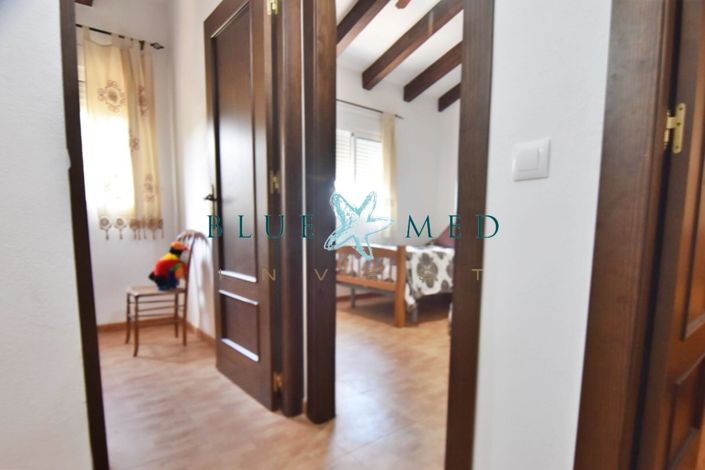 Image No.24-4 Bed Country House for sale