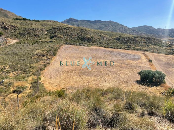 Image No.47-4 Bed Country House for sale