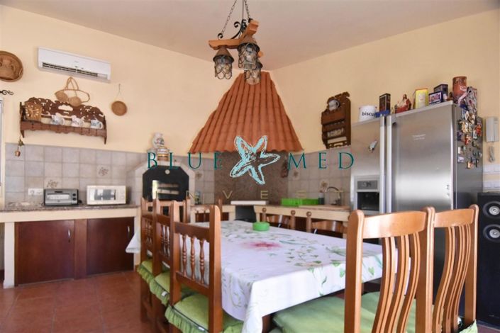 Image No.7-4 Bed Country House for sale