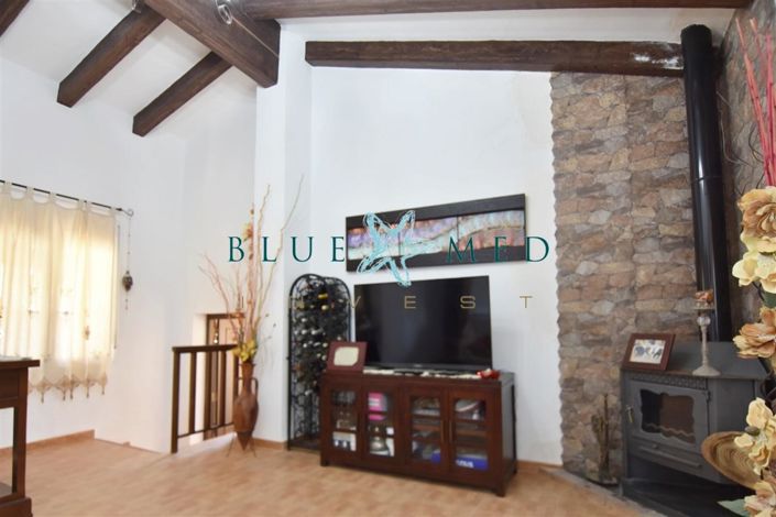 Image No.9-4 Bed Country House for sale