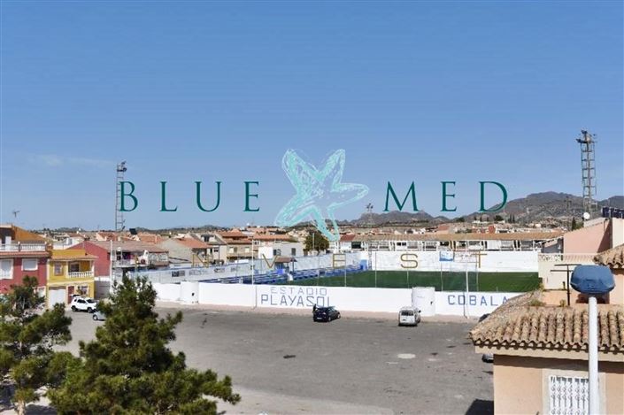 Image No.22-6 Bed Property for sale