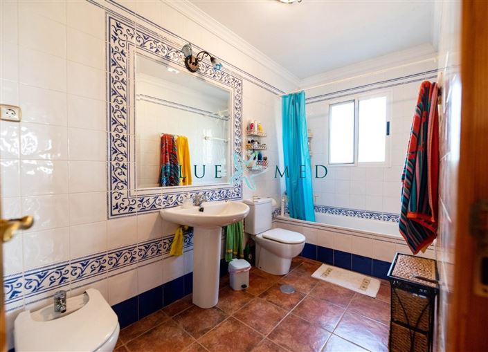 Image No.8-4 Bed Villa for sale