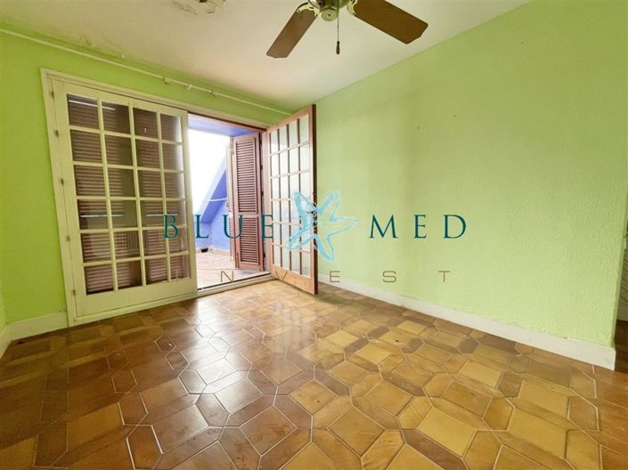 Image No.17-7 Bed Villa for sale