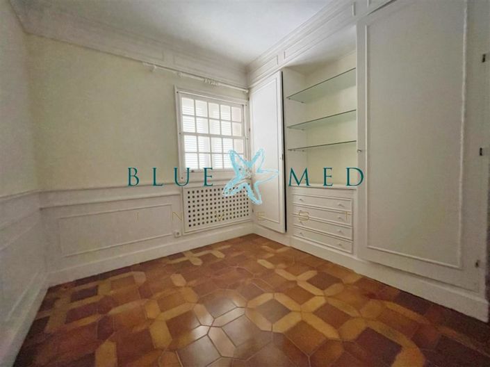 Image No.22-7 Bed Villa for sale