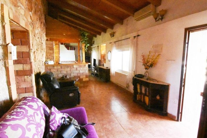Image No.15-4 Bed Country House for sale