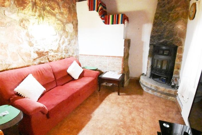 Image No.24-4 Bed Country House for sale