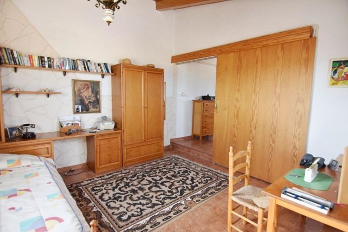 Image No.35-4 Bed Country House for sale