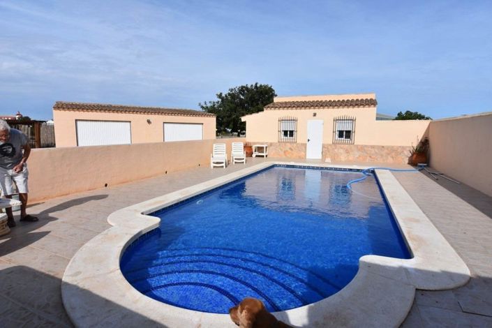 Image No.48-4 Bed Country House for sale
