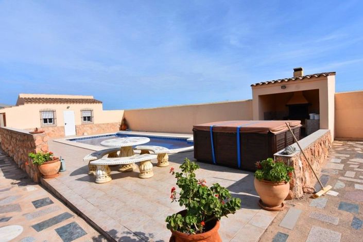 Image No.49-4 Bed Country House for sale
