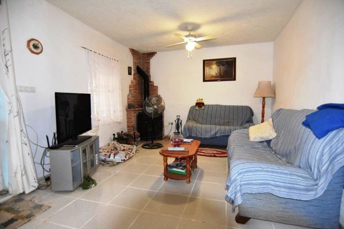 Image No.10-7 Bed Country House for sale