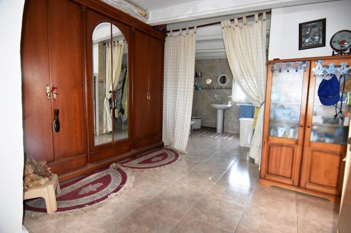 Image No.21-7 Bed Country House for sale