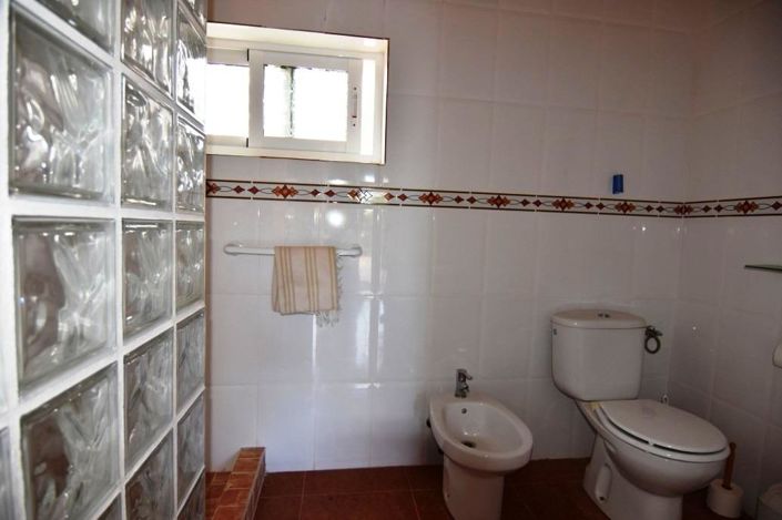 Image No.46-7 Bed Country House for sale