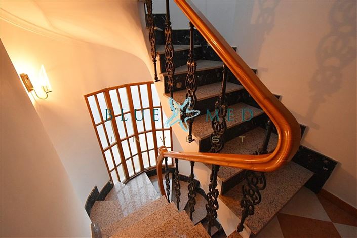 Image No.26-11 Bed Villa for sale