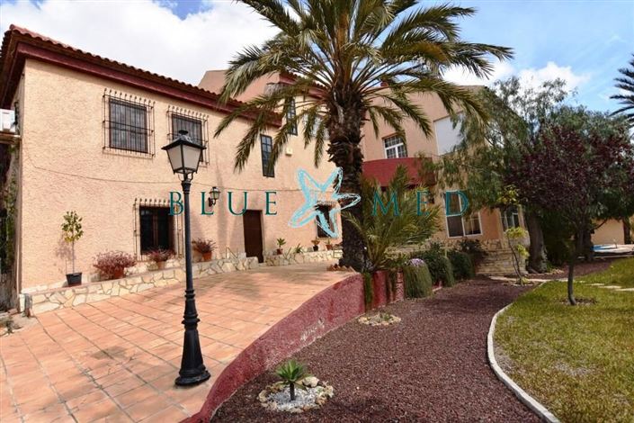 Image No.1-Villa de 6 chambres à vendre à Puerto de Mazarrón