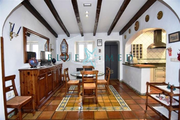 Image No.12-6 Bed Villa for sale