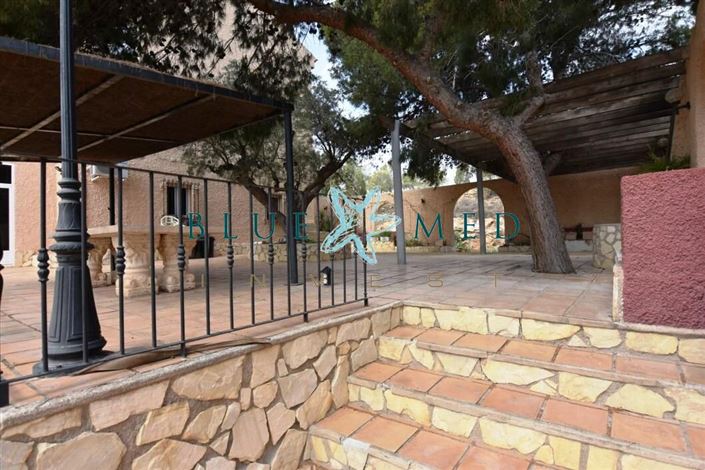 Image No.47-6 Bed Villa for sale