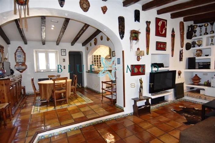 Image No.9-6 Bed Villa for sale