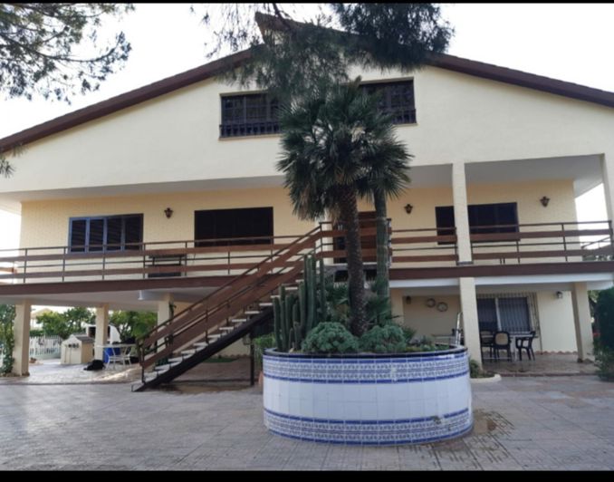 Image No.2-5 Bed Villa for sale