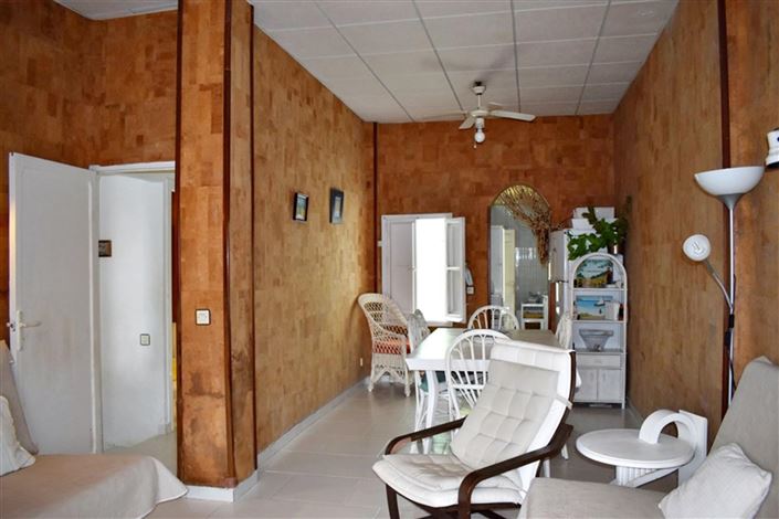 Image No.17-4 Bed Property for sale