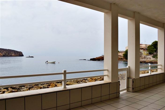 Image No.35-4 Bed Property for sale