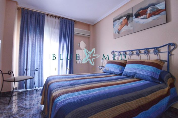 Image No.13-4 Bed Property for sale