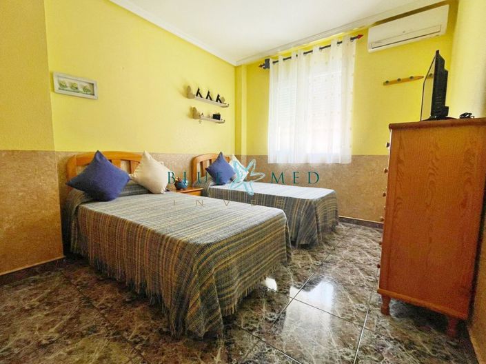 Image No.23-4 Bed Property for sale