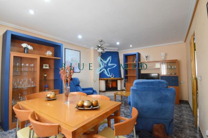 Image No.6-4 Bed Property for sale